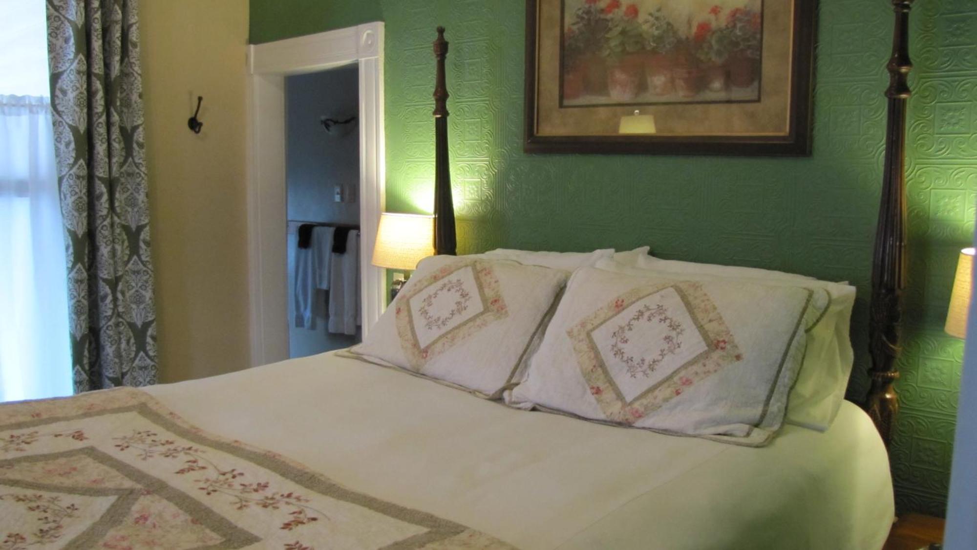 5 Ojo Inn Bed And Breakfast Eureka Springs Exteriör bild